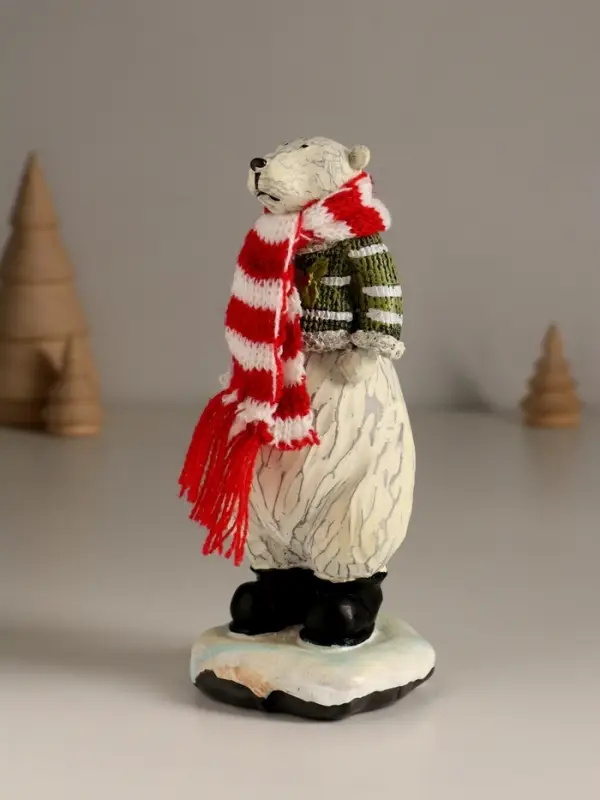 Сувенир полистоун "Медведь в полосатом свитере и шарфе" МИКС 7х6,5х16 см