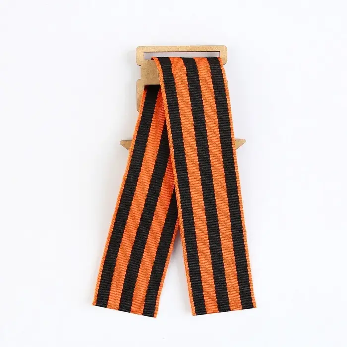 Значок с георгиевской лентой на День Победы &laquo;9 мая&raquo;, дерево, 4,6 х 5,7 см