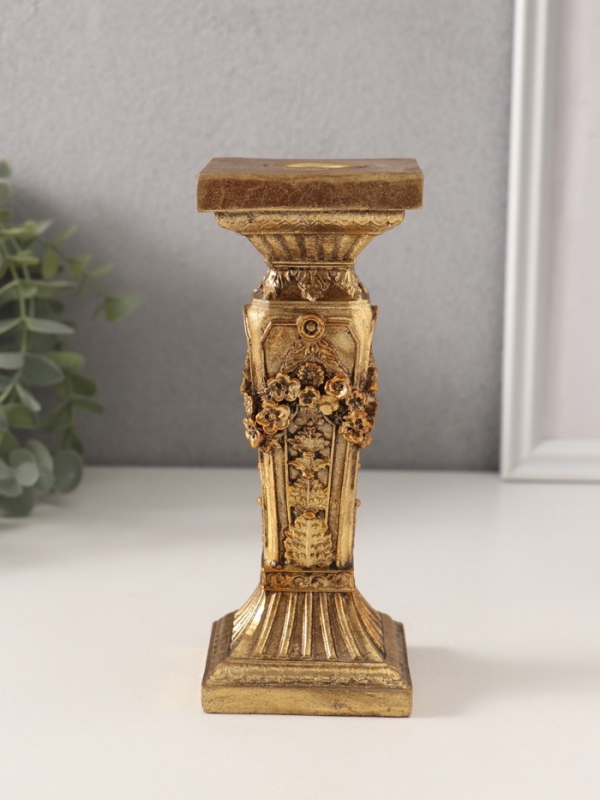 Подсвечник полистоун на 1 свечу "Римская колонна с цветами" состаренное золото 7х7х17 см