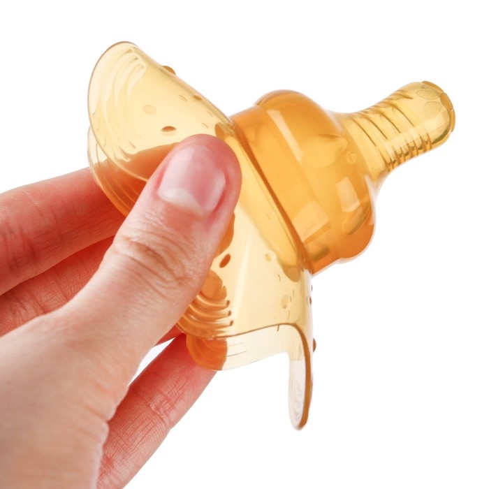 Накладка на грудь для кормления M&B, силиконовая, в контейнере, 1 шт.