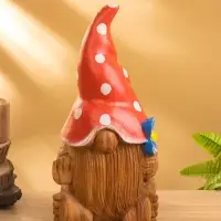 Сувенир "Гномик в красной шляпе" дерево Джампинис 15х15х30 см