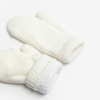 Варежки детские двухслойные MINAKU "Однотонные",цв. белый,р-р 15 (6-8 лет) Варежки детские двухслойные MINAKU "Однотонные",цв. белый,р-р 15 (6-8 лет)