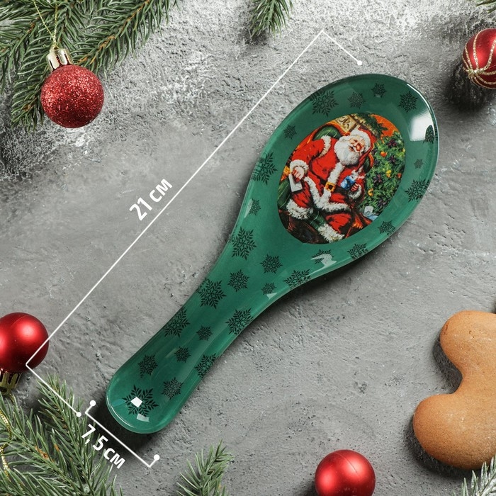 Подставка стеклянная под ложку Доляна &laquo;Счастливый Санта&raquo;, 21&times;7,5 см, цвет зелёный