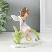 Сувенир полистоун "Малышка в сиреневом платье с крыльями, сидит у пруда" 12,5х8х12 см
