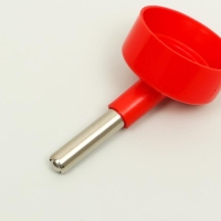 Поилка для грызунов "Пижон", 250 мл, красная Поилка для грызунов "Пижон", 250 мл, красная