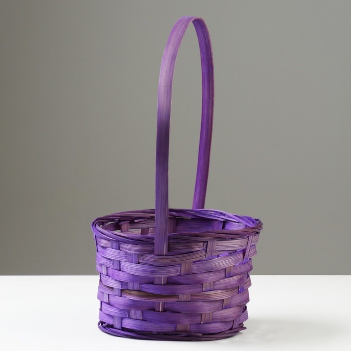 Корзина плетеная, D19 х 9,5 х 32 см, фиолетовая, бамбук Корзина плетеная, D19 х 9,5 х 32 см, фиолетовая, бамбук