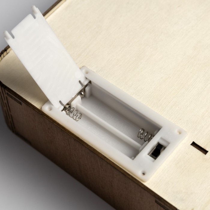 Светодиодная фигура &laquo;Замок с оленями&raquo; 15 &times; 15 &times; 5 см, дерево, батарейки АААх2 (не в комплекте), свечение тёплое белое