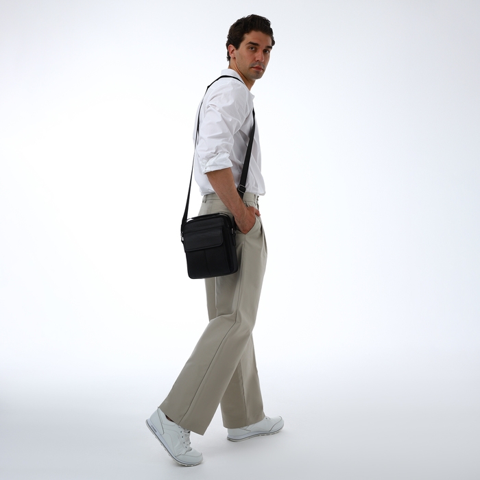 Сумка мужская через плечо TEXTURA, 2 наружных кармана, цвет чёрный Сумка мужская через плечо TEXTURA, 2 наружных кармана, цвет чёрный