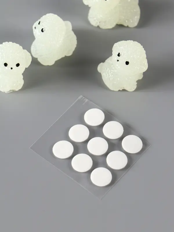 Сувенир полистоун флюоресцентный "Терьерчики" набор 4 шт 2х2,7х3 см