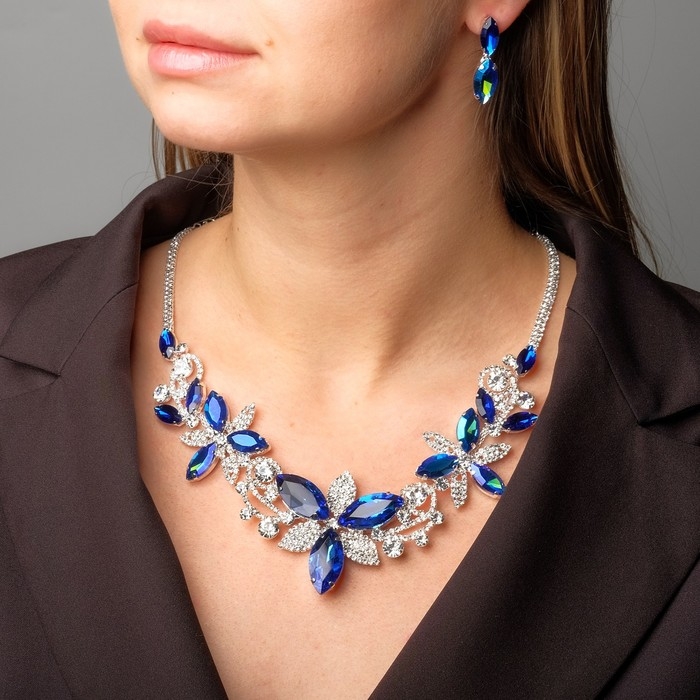 Набор 2 предмета: серьги, колье &laquo;Цветение&raquo; царское, цвет бело-синий в серебре, 40 см