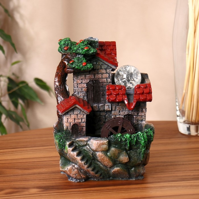 Фонтан "Дом на пригорке" 10х14х19 см (с подсветкой)
