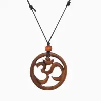 Украшение "Ом" дерево соно