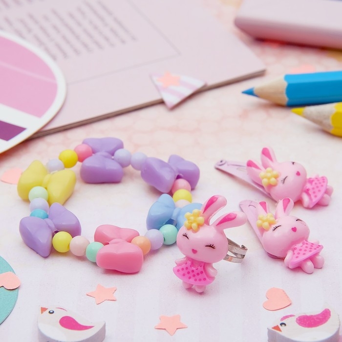 Набор детский &laquo;Выбражулька&raquo; 4 предмета: 2 заколки, браслет, кольцо &laquo;Бантики&raquo;, цвет МИКС, форма МИКС