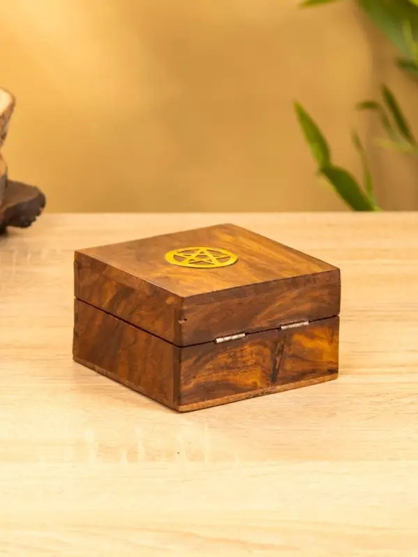 Шкатулка "Пентакль" 10х10х6 см, дерево шишам