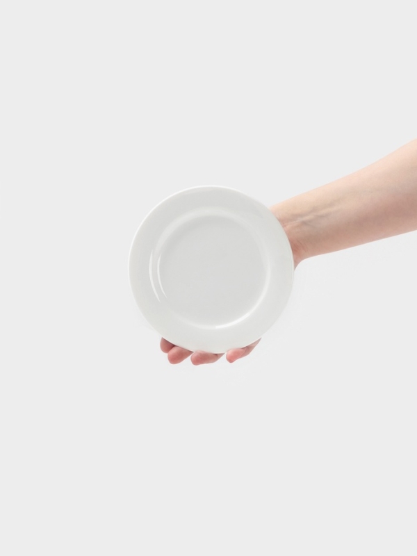 Тарелка с бортом d=15 см