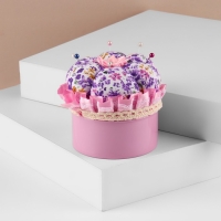 Игольница со шкатулкой для хранения мелочей, 8 &times; 7,8 &times; 7,8 см, цвет розовый