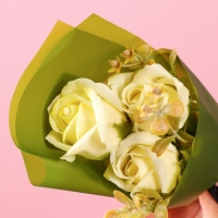 Букет мыльных роз, белые