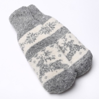 Новый год. Варежки женские шерстяные, цвет серый/белый, размер 20-22