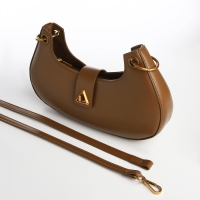 Сумка женская багет на молнии TEXTURA, средний размер, цвет коричневый