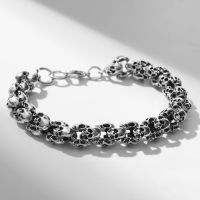 Браслет мужской &laquo;Брутал&raquo; черепа, цвет чернёное серебро, 22 см