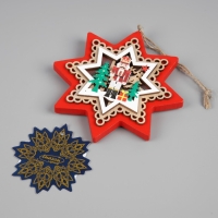 Ёлочная игрушка &laquo;Звезда с щелкунчиком&raquo;, от батареек, свечение тёплое белое