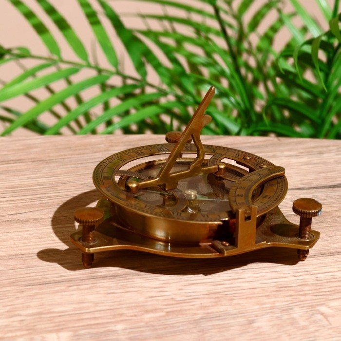 Компас с солнечными часами 12 см, латунь