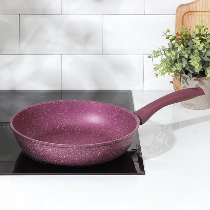 Сковорода Trendy style, d=26 см, пластиковая ручка, антипригарное покрытие, цвет фиолетовый