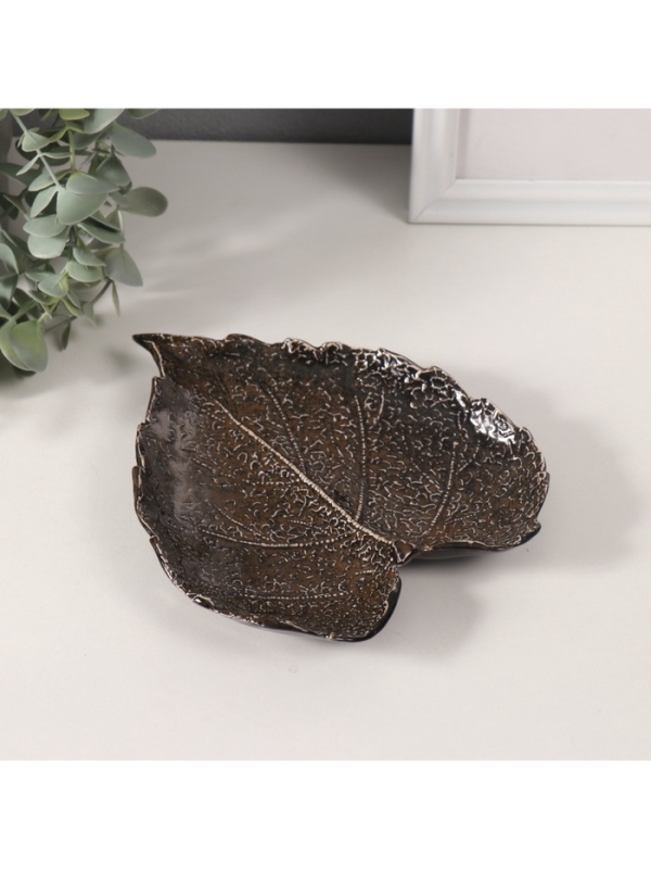 Сувенир керамика подставка "Лист с прожилками" коричневый глянец 16х19,5х2,5 см