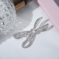 Брошь &laquo;Ножницы&raquo; драгоценные, цвет белый в серебре