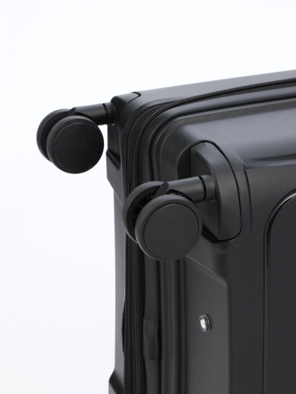 Чемодан 24", PP, 43*26*66, отд на молнии, код замок, 4 колеса, черный