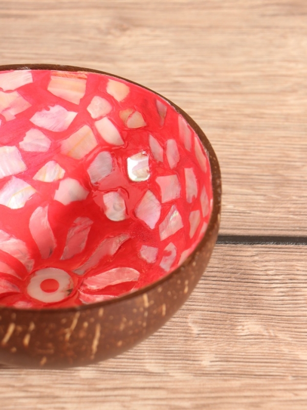 Чаша "Пламя" 14х14х6 см, кокос