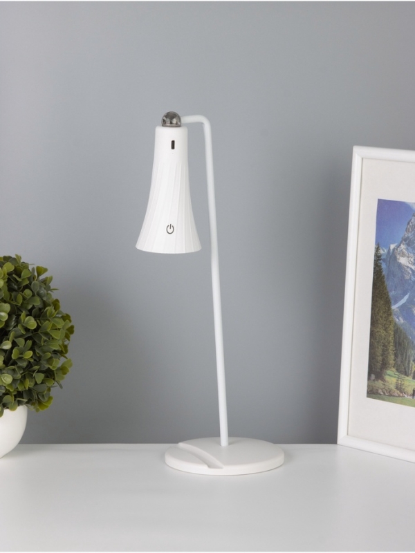 Светильник настольный &laquo;Рим&raquo; АКБ 1200Ма USB Type-C 5Вт LED 3000-6000К сенсор, плафон на магните 7х14х