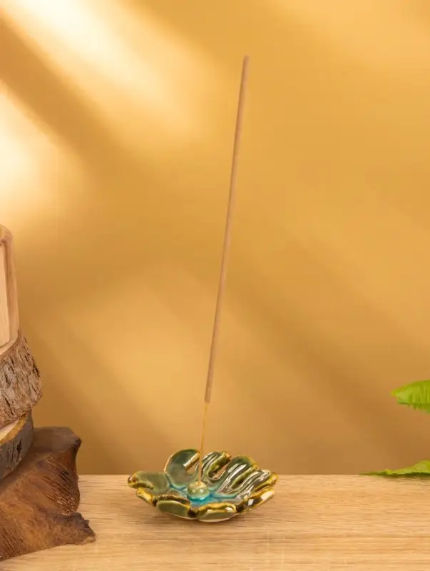 Подставка под благовония &laquo;Лист&raquo;, 8&times;7&times;2 см, керамика, зелёная