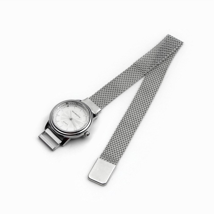 Женский подарочный набор Bolingdun 2 в 1: наручные часы, серьги, d-2.8 см