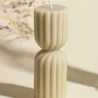 Свеча интерьерная "Афина" сливочная 6х6х18 см