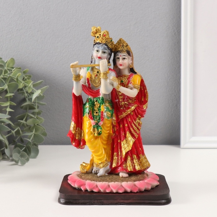 Сувенир полистоун Сувенир полистоун "Радха и Кришна" красно-жёлтый 10,5х13х22 см
