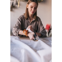 Игольница на браслете &laquo;Мишка&raquo;, 23&times;6.5 см, коричневая