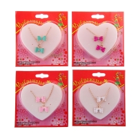 Набор детский «Выбражулька» 2 предмета: кулон, кольцо, бантик, цвет розовый Набор детский «Выбражулька» 2 предмета: кулон, кольцо, бантик, цвет розовый