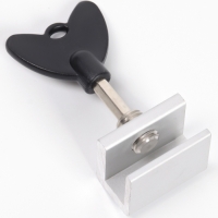 Блокиратор для окон и раздвижных дверей &laquo;Ключик&raquo;, под профиль 10 мм., Крошка Я