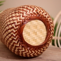 Корзинка плетёная, из бамбука 25х25х55 см Корзинка плетёная, из бамбука 25х25х55 см