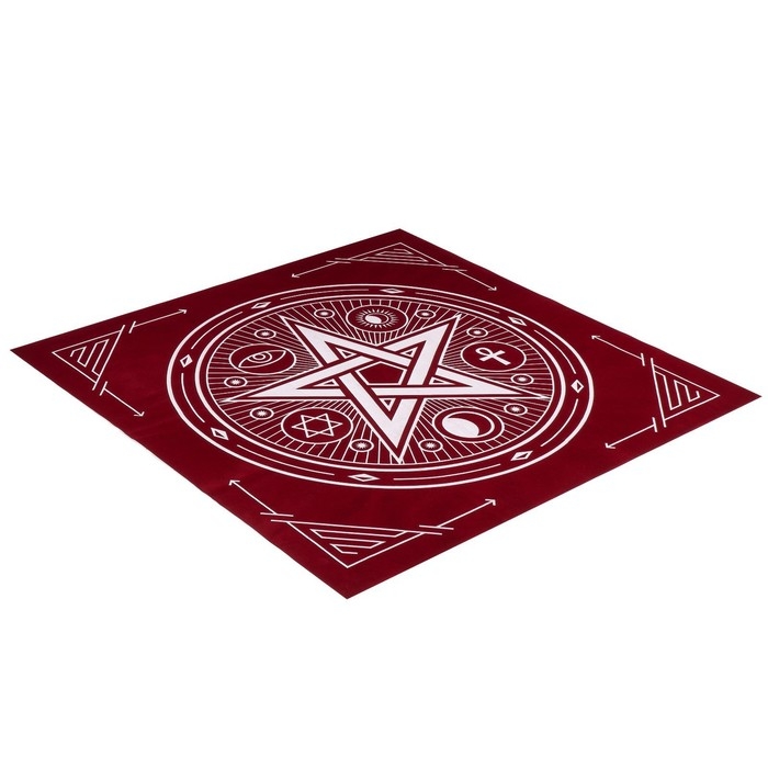 Скатерть для гадания бархатная на Хэллоуин &laquo;Пентаграмма&raquo;, 50х50 см, бордовая, 16+
