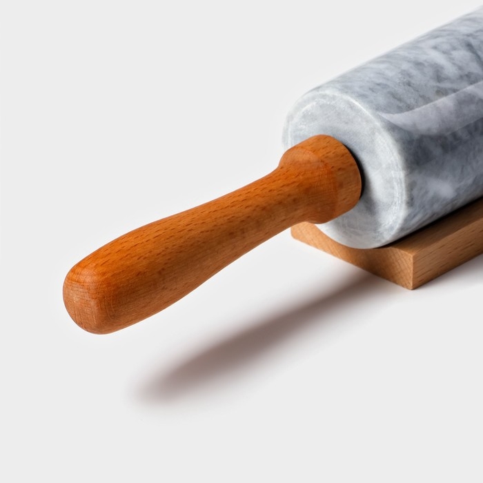 Скалка из мрамора Magistro, с подставкой, 45&times;5 см, цвет белый