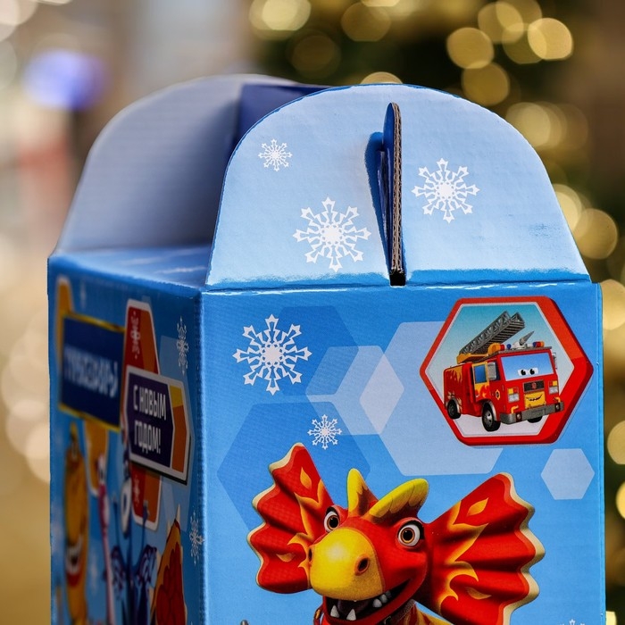 Новый год. Подарочная коробка Новый год. Подарочная коробка "Турбозавры", Чемодан , 23 х 10,5 х 16,5 см.