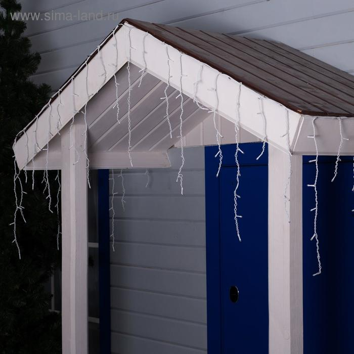 Гирлянда &laquo;Бахрома&raquo; 4 &times; 0.6 м, IP44, белая нить, 180 LED, свечение белое, мерцание белым, 220 В