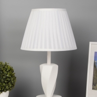 Лампа настольная BayerLux ЭКО "Вероника" 1х40Вт Е27 белый 30х30х50см