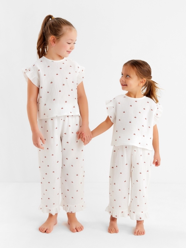 Пижама детская (футболка и брюки) KAFTAN "Вишенки" р.30 (98-104 см)