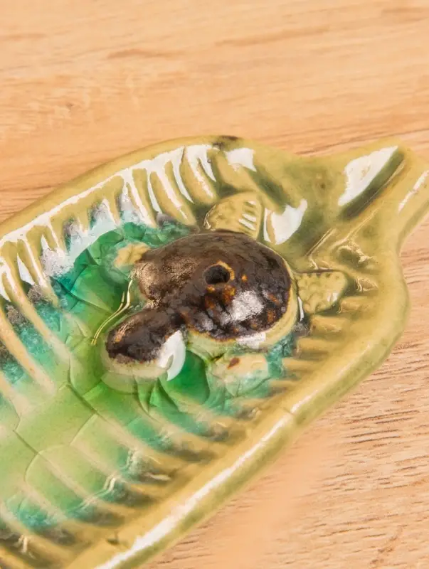 Подставка под благовония "Черепашонок на листе" керамика, цв. МИКС, 15х6х2 см