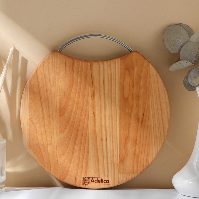 Доска разделочная с металлической ручкой Adelica, d=20&times;1,8 см, пропитана минеральным маслом, берёза