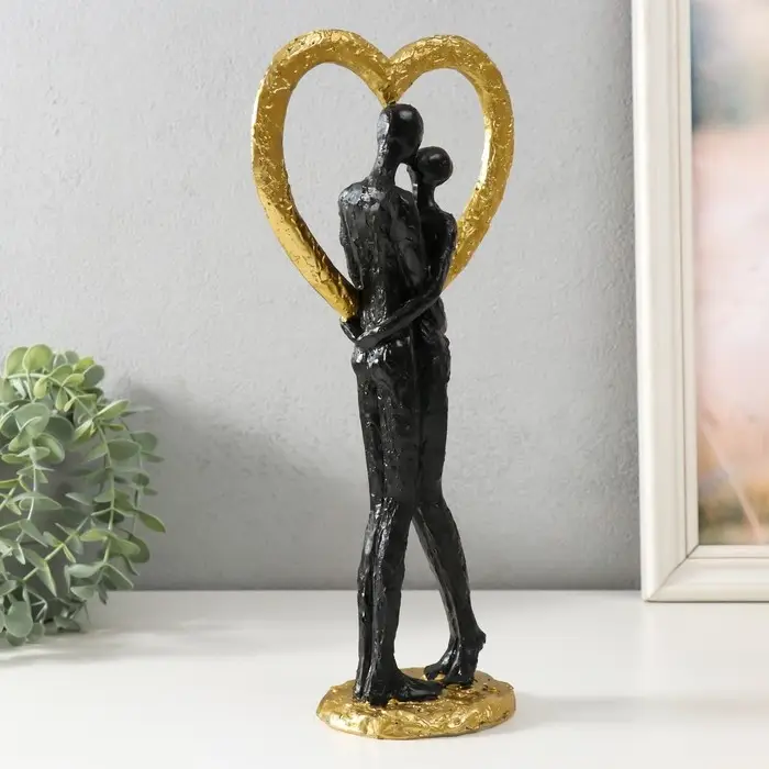 Фигурка полистоун &laquo;Абстракция. Поцелуй у сердца&raquo;, золото с чёрным, 14.5&times;9&times;32 см
