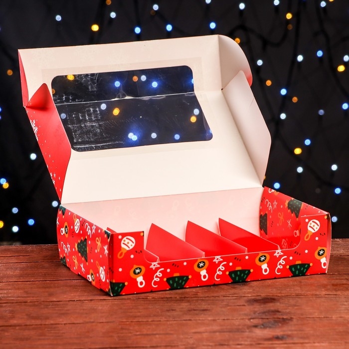 Новый год. Кондитерская упаковка под 5 эклеров Новый год. Кондитерская упаковка под 5 эклеров " С Новым Годом!", 25,2 х 15 х 6,6 см